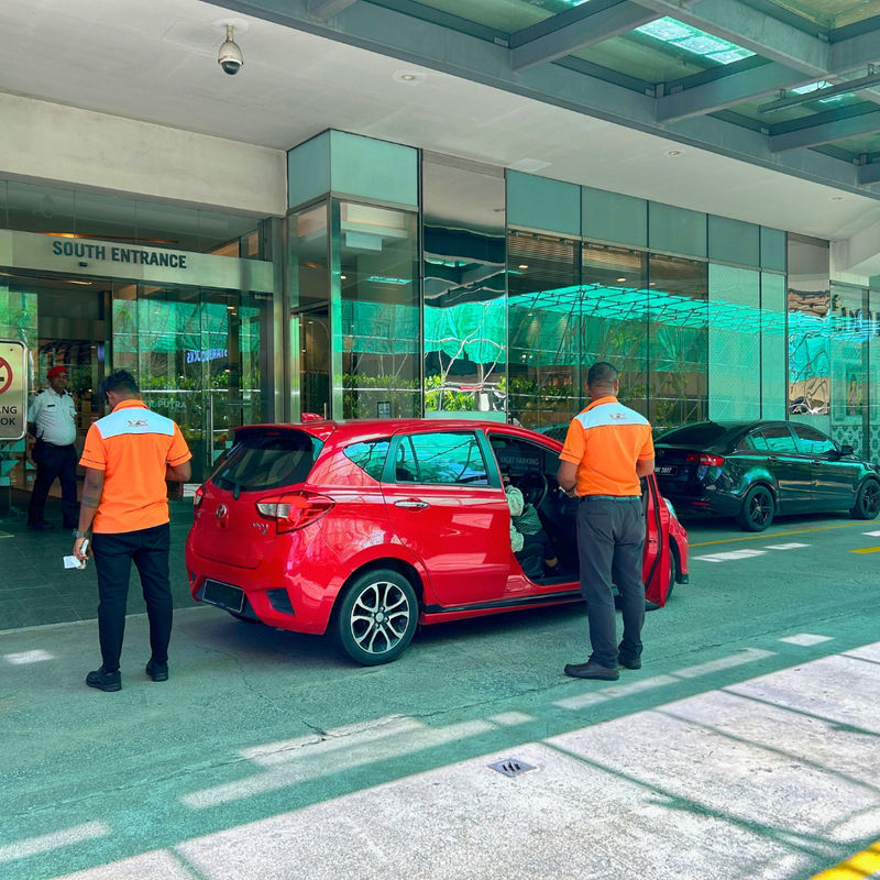 Valet Parking | Sunway Putra Mall